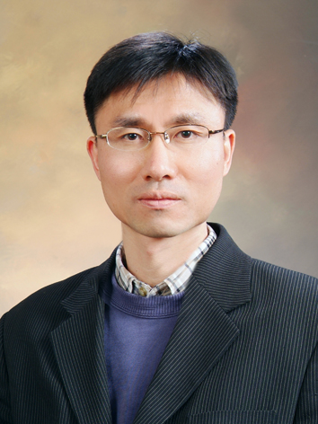 LEE, KEUNJAE <br> 이근재 사진